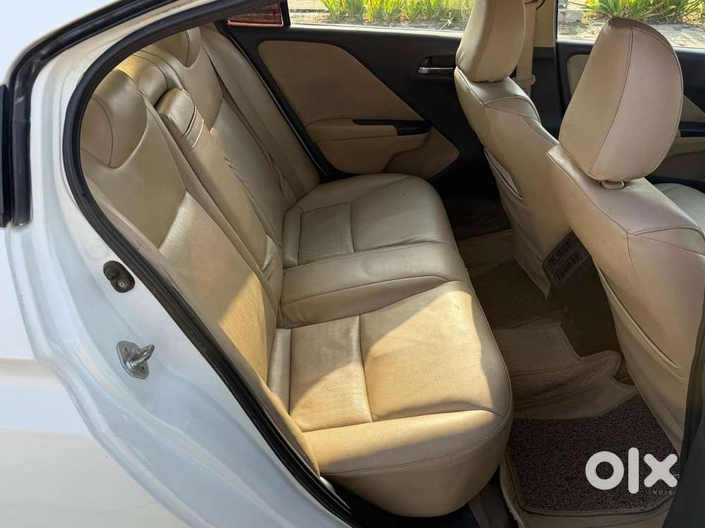 Honda City 2019 Petrol 90000 Km Driven Single Hand Driven New Tyres