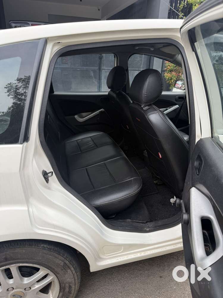 Ford Figo Diesel Titanium, 2011, Diesel