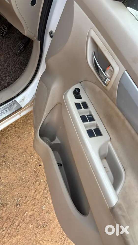 Maruti Suzuki Ertiga 8