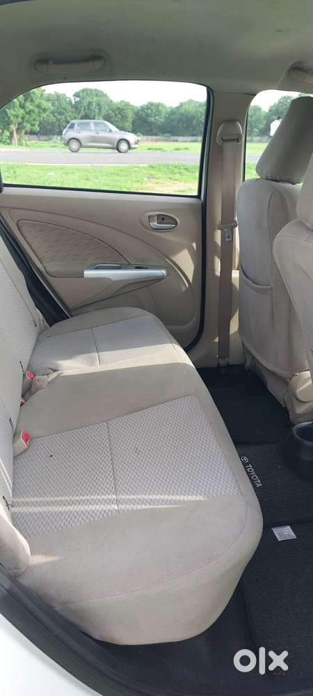 Toyota Etios Liva 1.2 V, 2019, Petrol