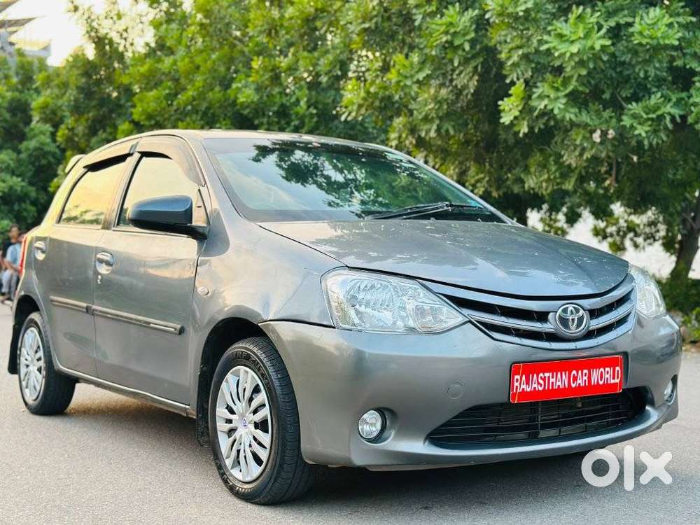 Toyota Etios Liva, 2013, Petrol