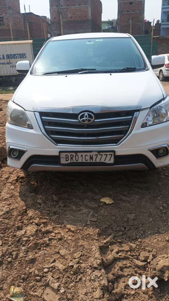 Toyota Innova 2016 Diesel 75708 Km Driven