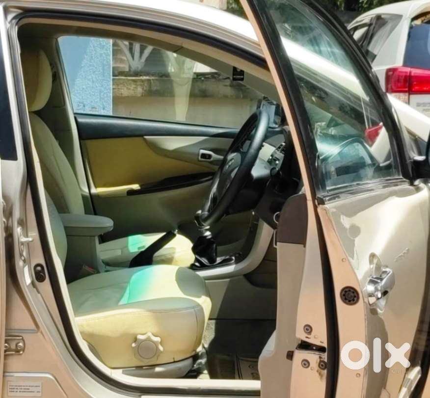 Toyota Corolla Altis G, 2013, Petrol