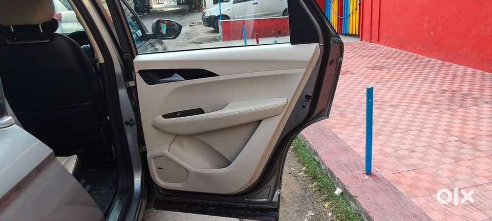 Showroom Condition Hector
