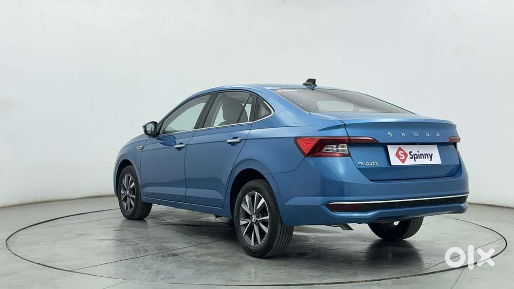 Skoda Slavia Style 1.0l Tsi At, 2023, Petrol