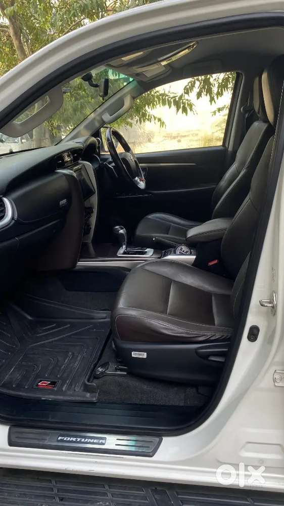 Toyota Fortuner 4x4 Automatic 2017 Diesel Excellent Condition