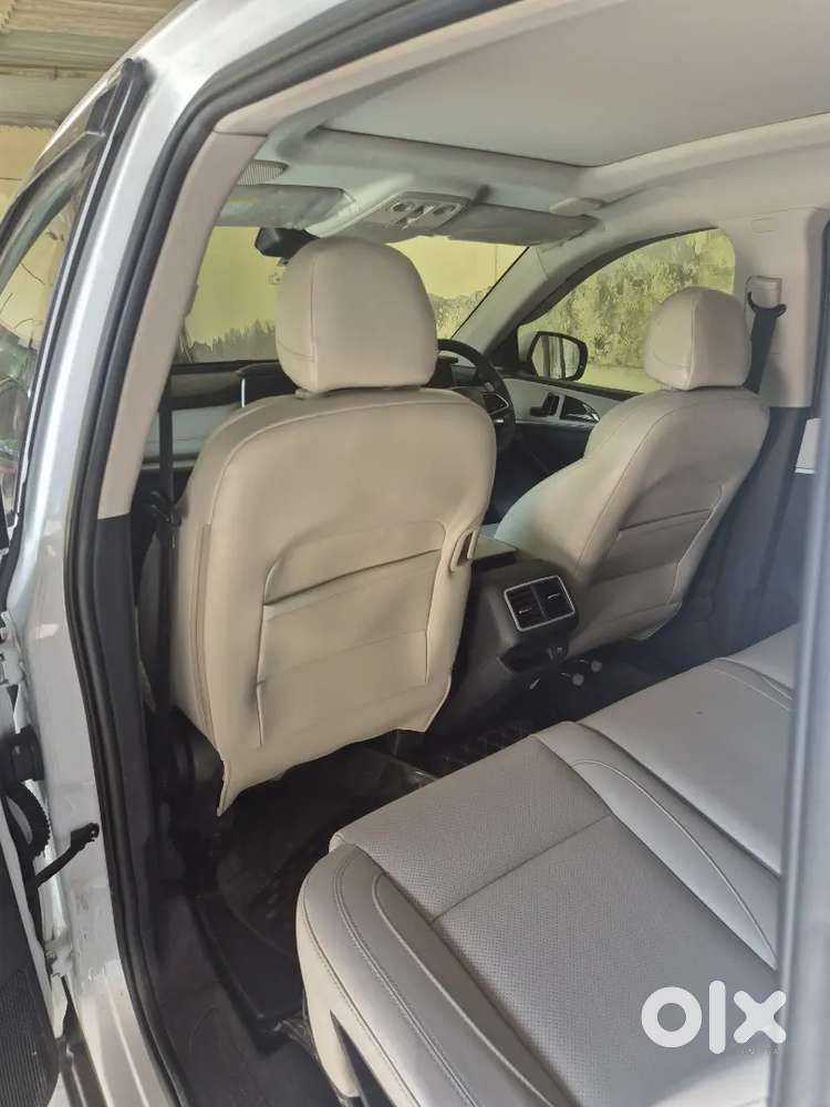 Mahindra Xuv700 2022 Diesel 87000 Km Driven