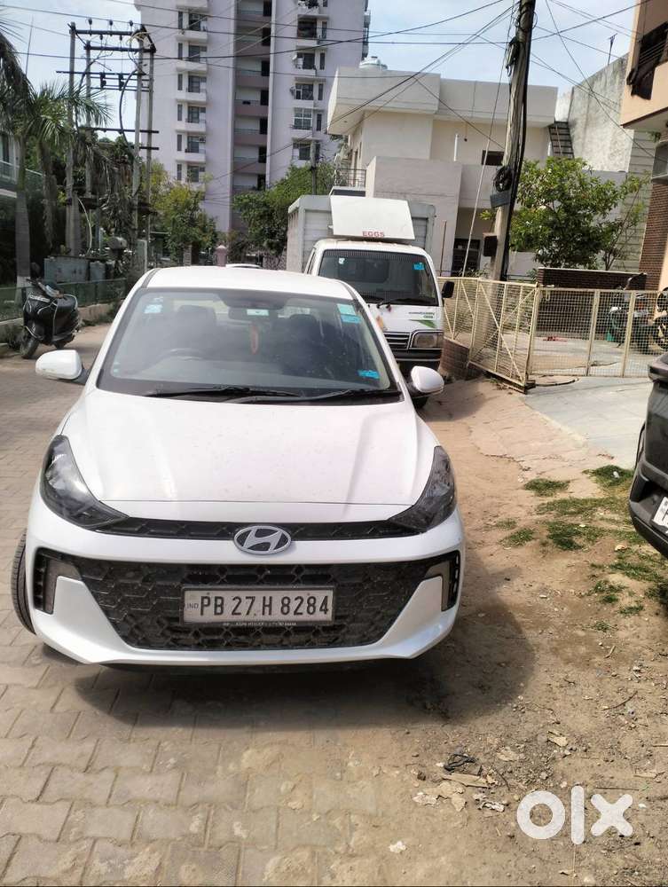 Hyundai Aura 2023 Petrol 41000 Km Driven