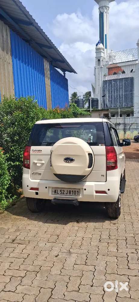 Mahindra Tuv 300 Plus 2016 Diesel 34000 Km Driven