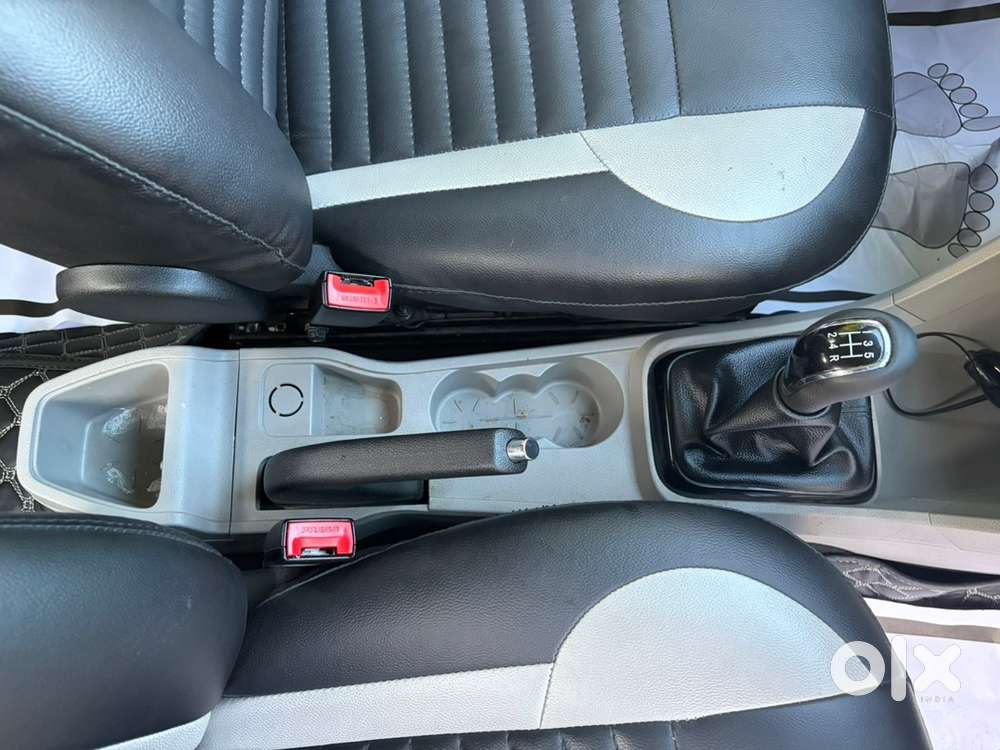 2018 Tata Tiago Xz Petrol | First Owner | 35600 | Doctor-owned