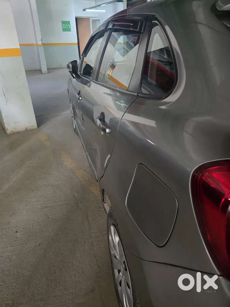 Suzuki Baleno Manual Delta  2018 Driven  43400 Km Silver. Hr 26 Number