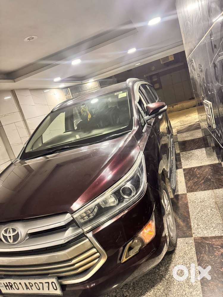 Toyota Innova Crysta 2.4 V 7 Str, 2016, Diesel