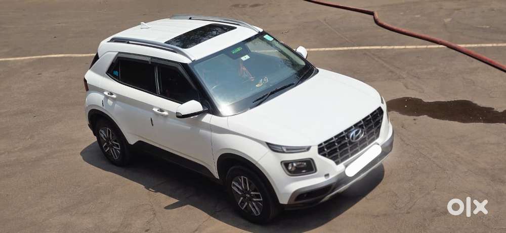 Hyundai Venue Sx Dual Tone Turbo, 2022, Petrol