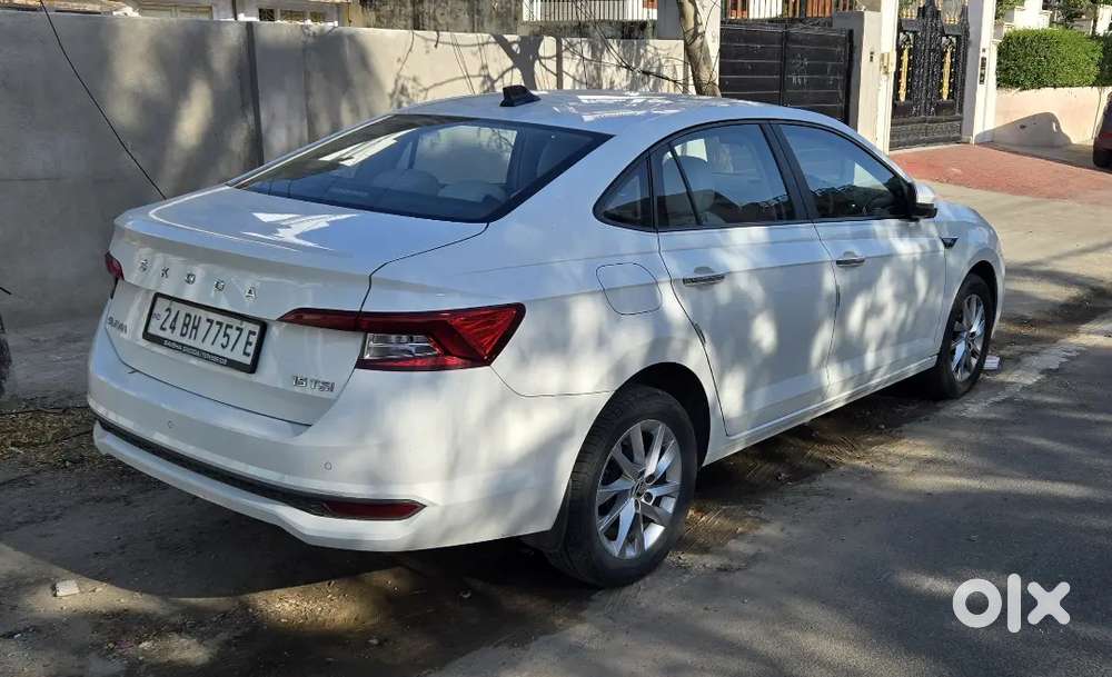 Skoda Slavia 2024 Petrol 1.5 Turbo