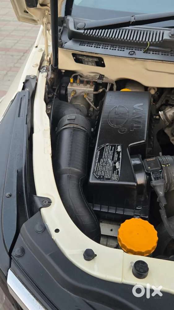 Tata Hexa 2.2 Xt 4x2 7 Str, 2017, Diesel