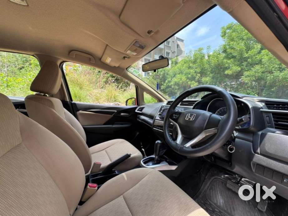Honda Jazz V Cvt, 2015, Petrol