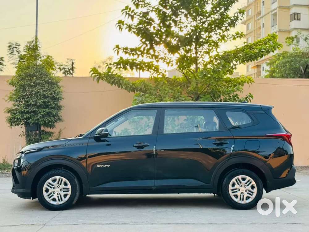 Kia Carens G1.5 6mt Gravity, 2024, Petrol