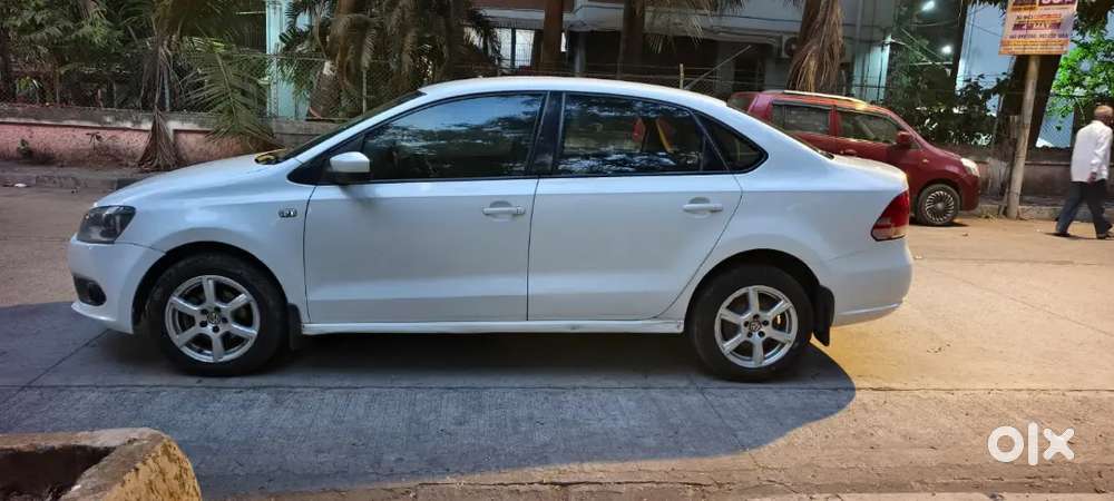 Volkswagen Vento 2013 Petrol 74786 Km Driven