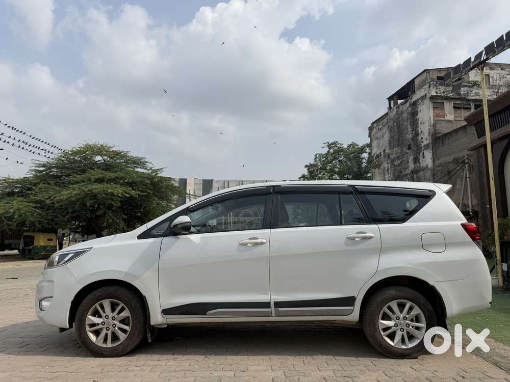 Toyota Innova Crysta, 2023, Diesel