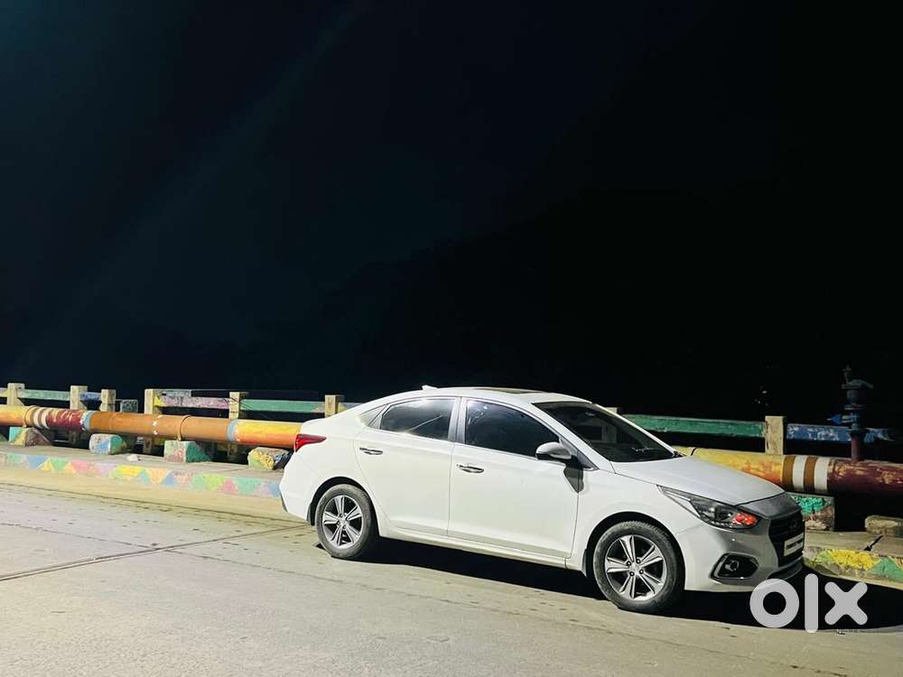 New Verna Automatic, Sunroof