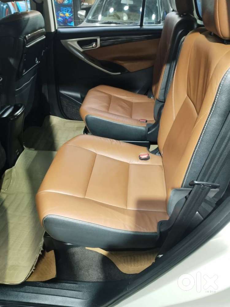 Toyota Innova Crysta 2.8z Automatic, 2017, Diesel