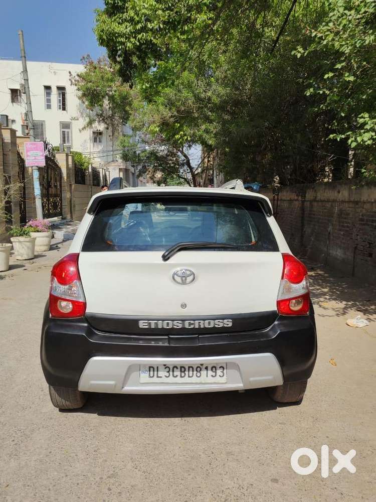 Toyota Etios Cross 2015 Petrol Good Condition