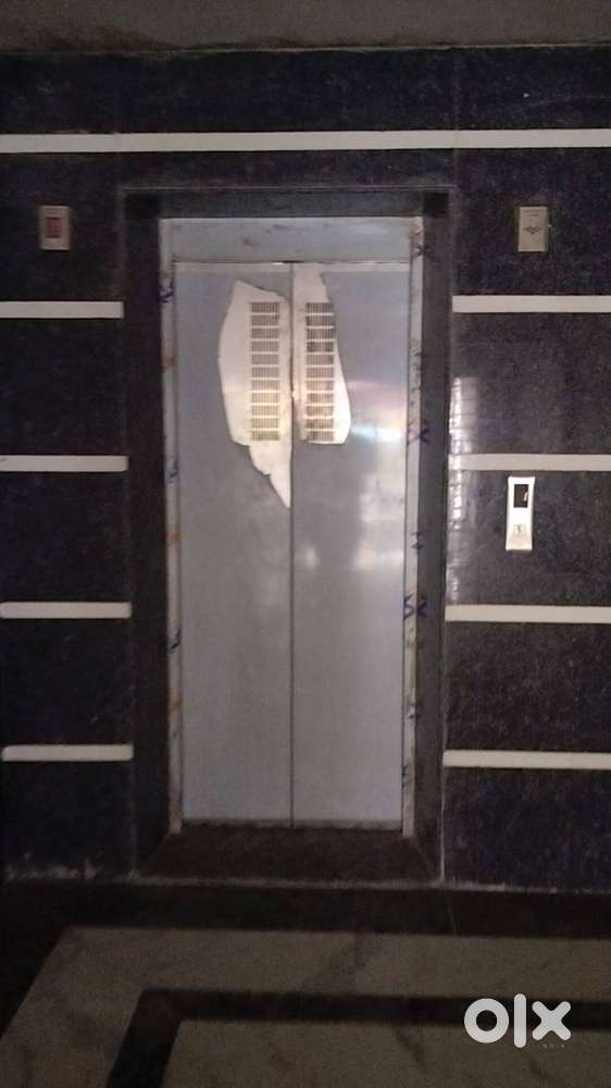 Commercial Property for Rent  3250 Ft