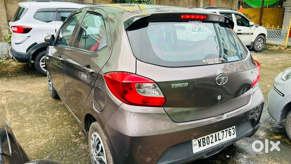 Tata Tiago 1.2 Revotron Xt (o), 2017, Petrol