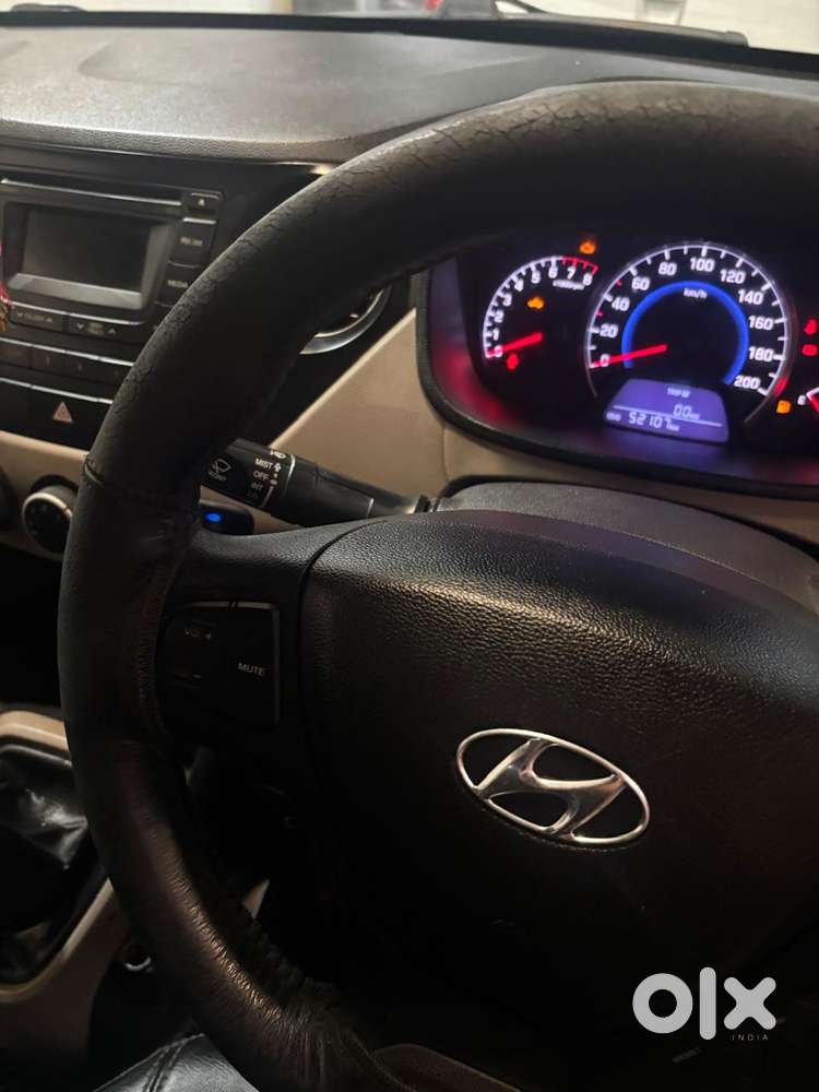 Hyundai Grand I10 Sportz Celebration Edition, 2016, Cng & Hybrids