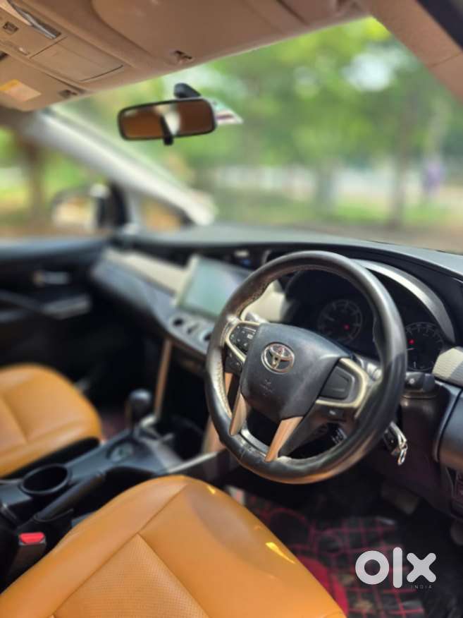 Toyota Innova Crysta 2.5z, 2022, Diesel