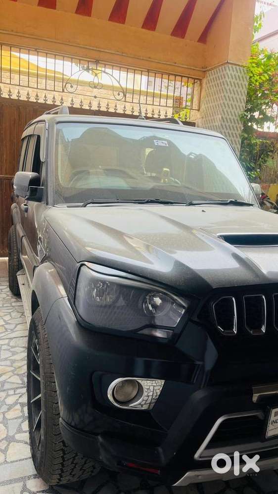 Mahindra Scorpio Classic 2021 Diesel Well Maintained