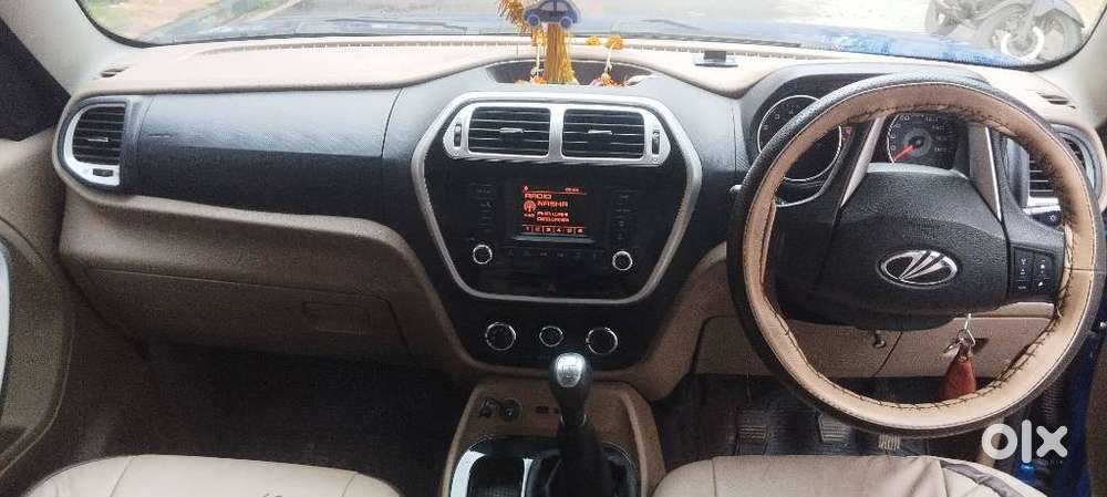 Mahindra Tuv 300 T8, 2017, Diesel