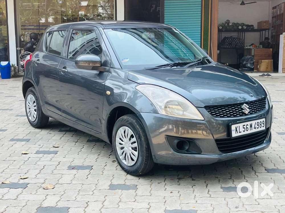 Maruti Suzuki Swift Lxi Optional-o, 2015, Petrol