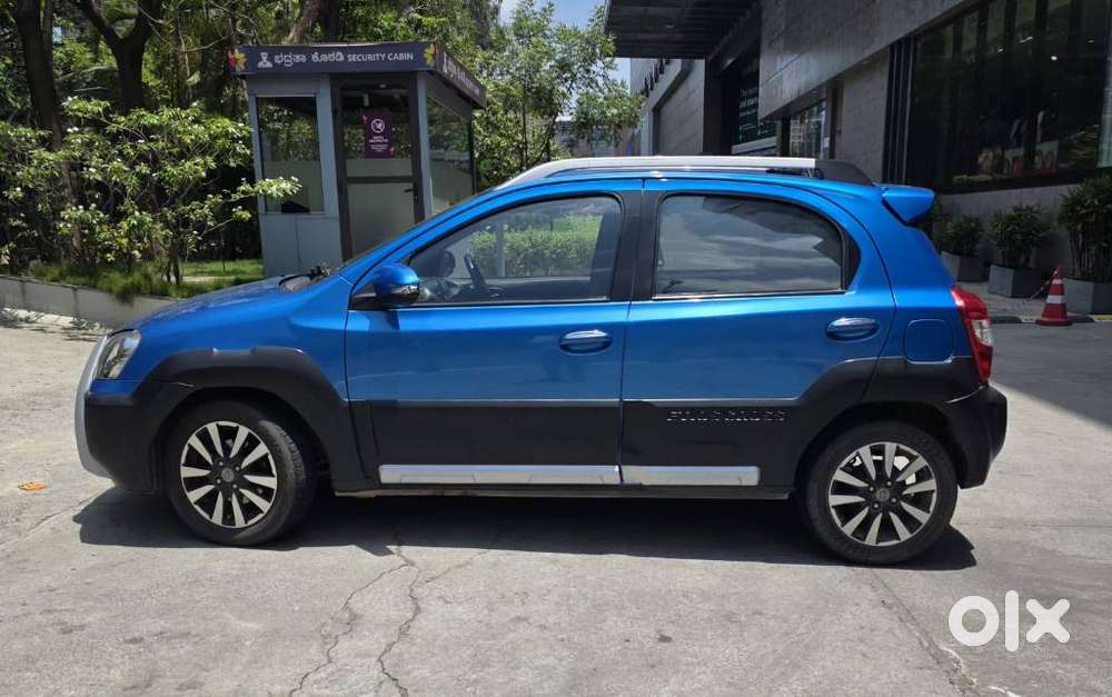 Toyota Etios Cross 1.5l V, 2014, Petrol