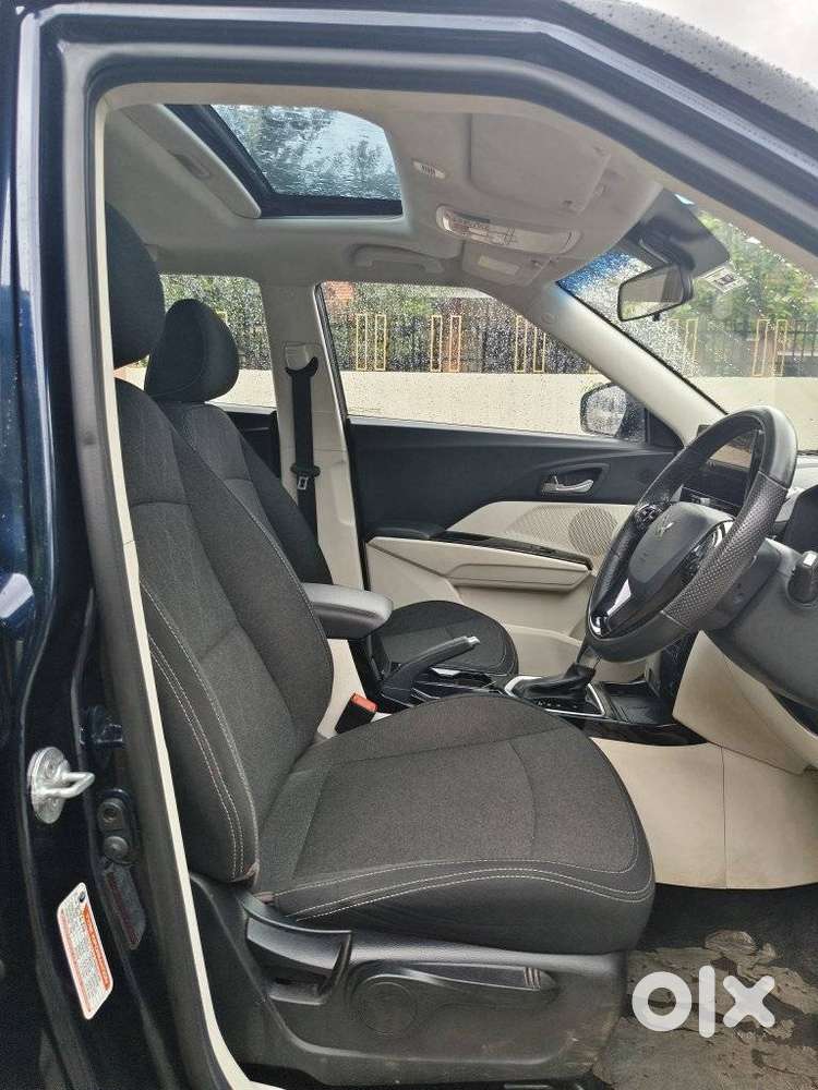 Mahindra Xuv 3xo Ax5 Pm At, 2024, Petrol