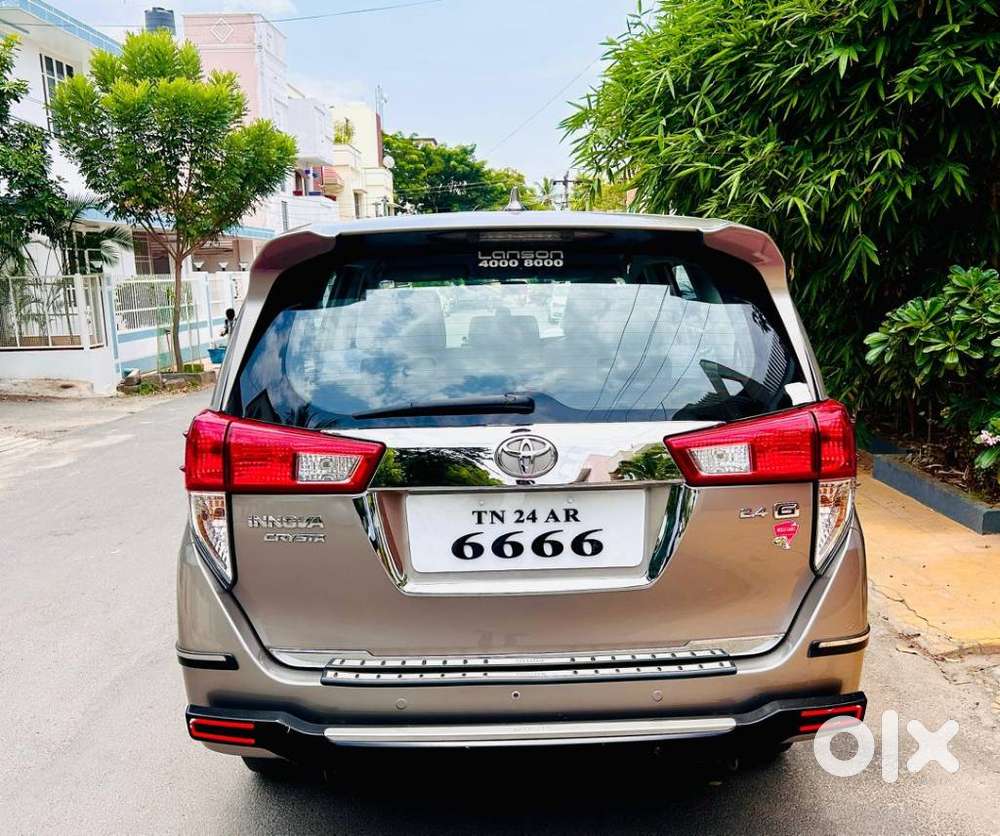 Toyota Innova Crysta 2.4 G Mt 8s, 2019, Diesel