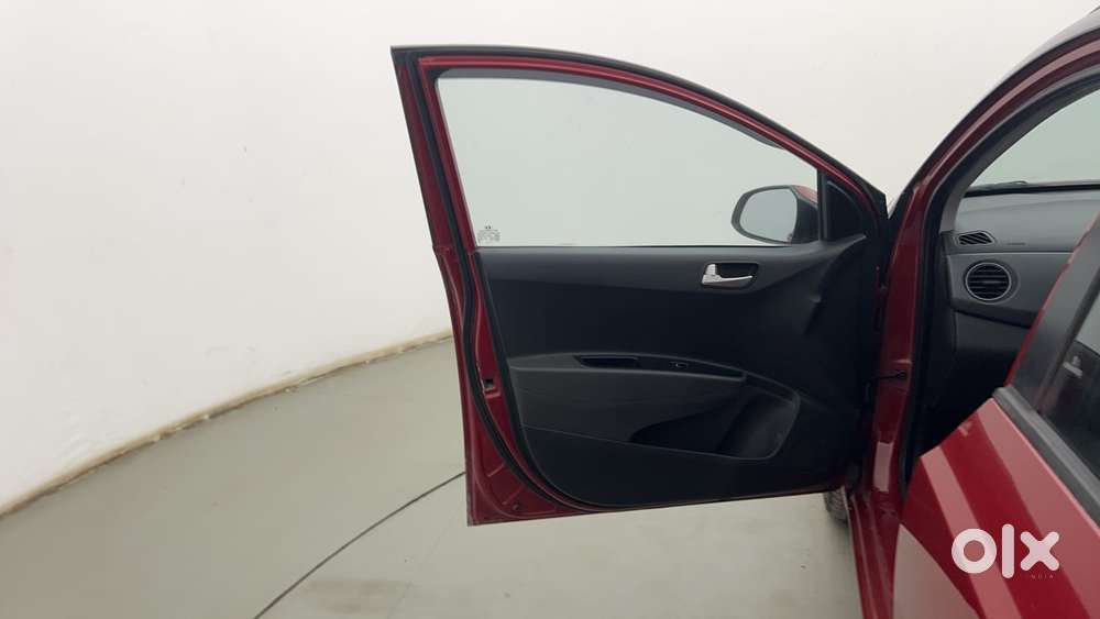 Hyundai Grand I10 1.2 Kappa Sportz Dual Tone, 2018, Petrol