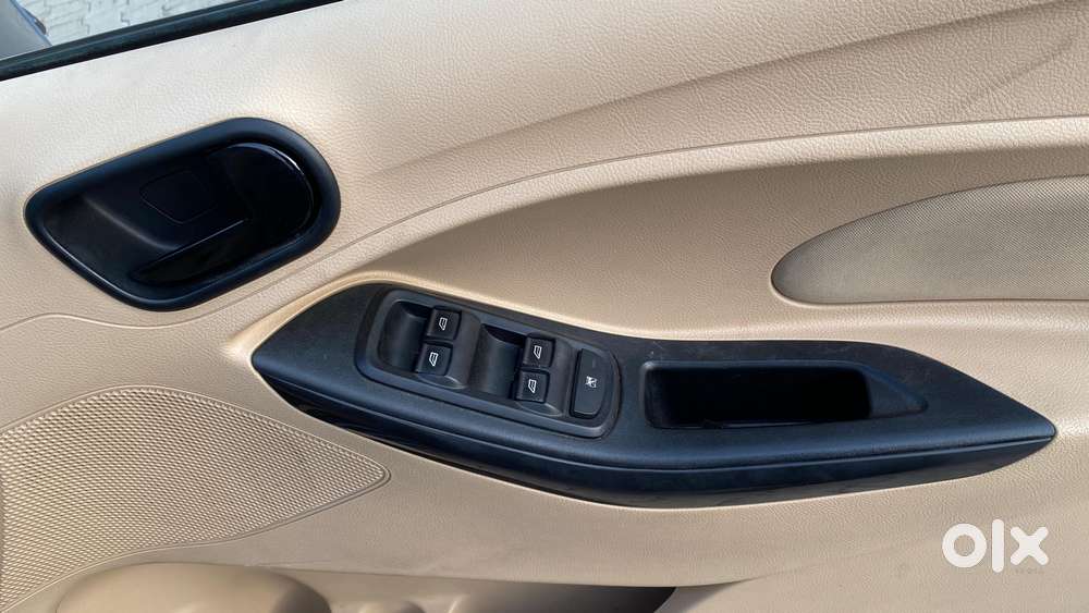 Ford Figo Aspire Titanium, 2018, Petrol