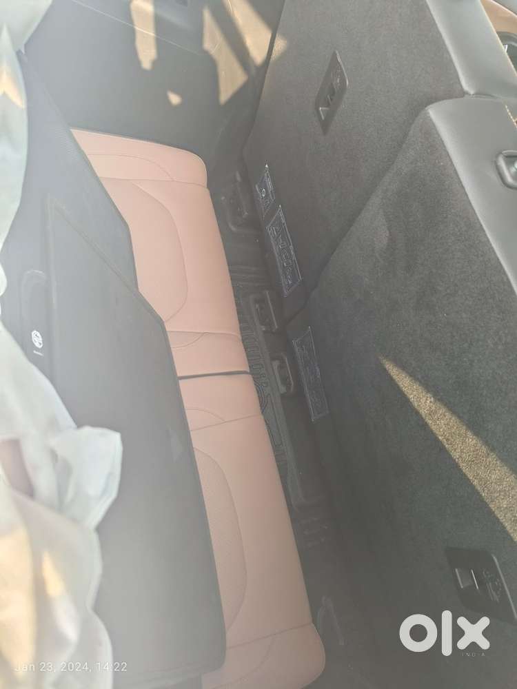 Mg Hector Plus Petrol Automatic 2023 Car