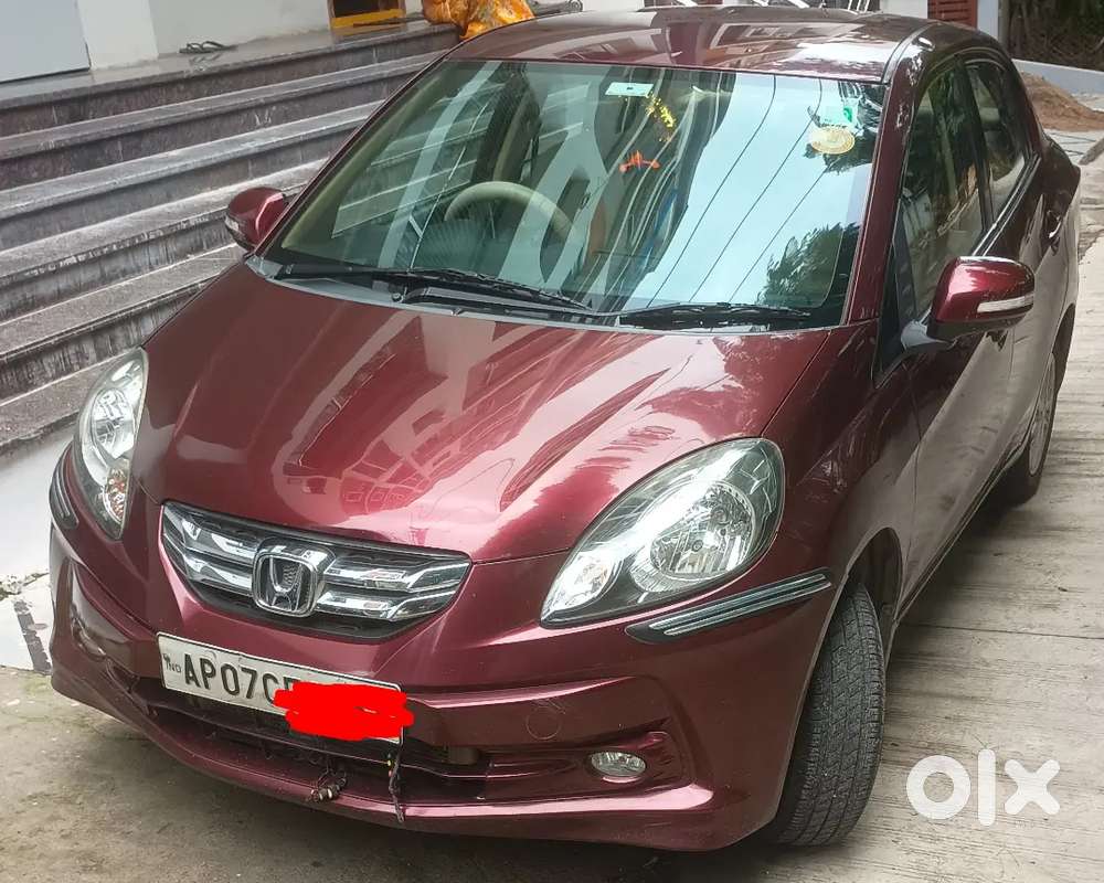 Honda Amaze 2014 Diesel Well Maintained.top End Model, 2 Air Bags.