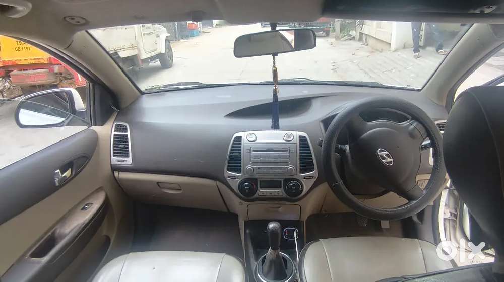 Good Condition  Non Accident 50%tyre