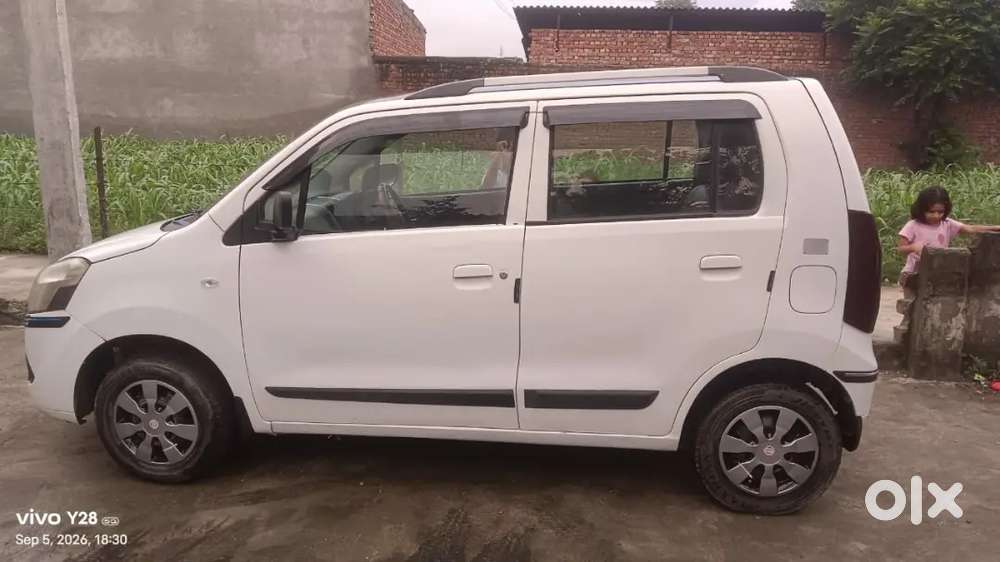 Lxi Maruti Suzuki Wagon R 2013 2nd Owner