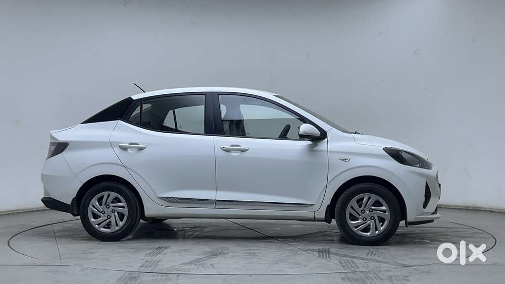 Hyundai Aura 1.2 S Petrol Amt, 2022, Petrol
