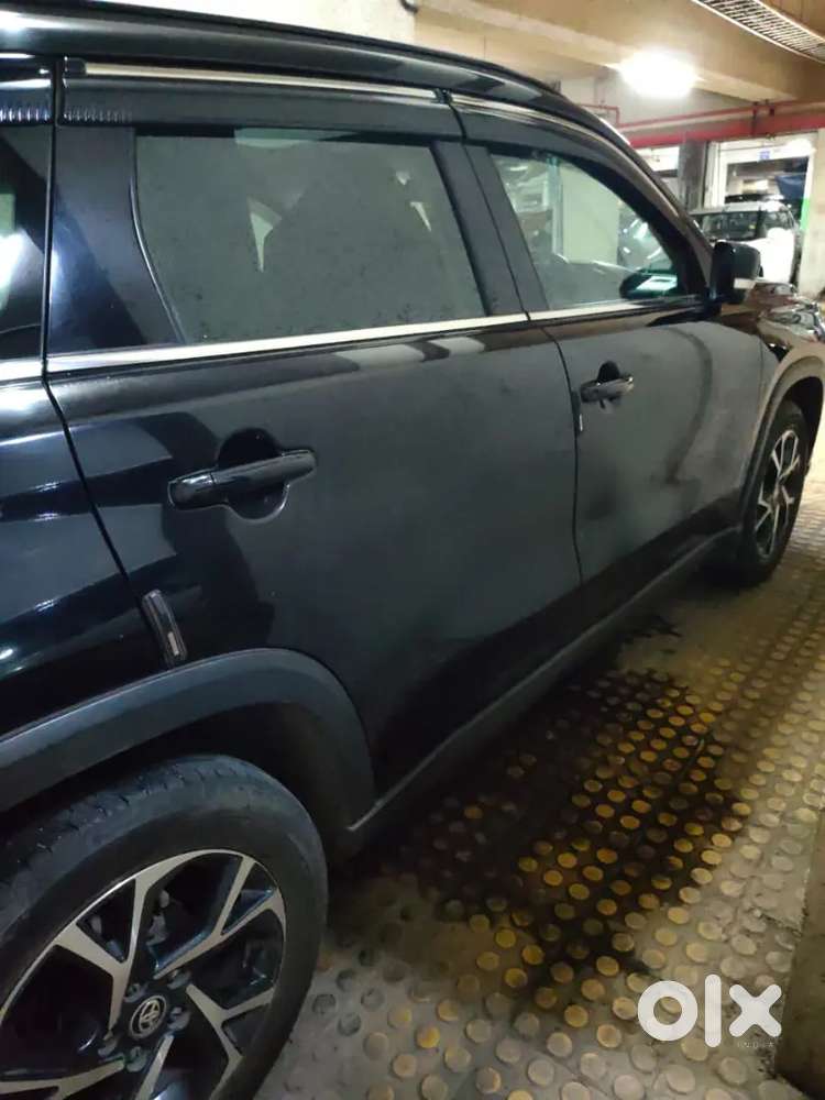 Black Toyota Hyryder 2023 Petrol Well Maintained