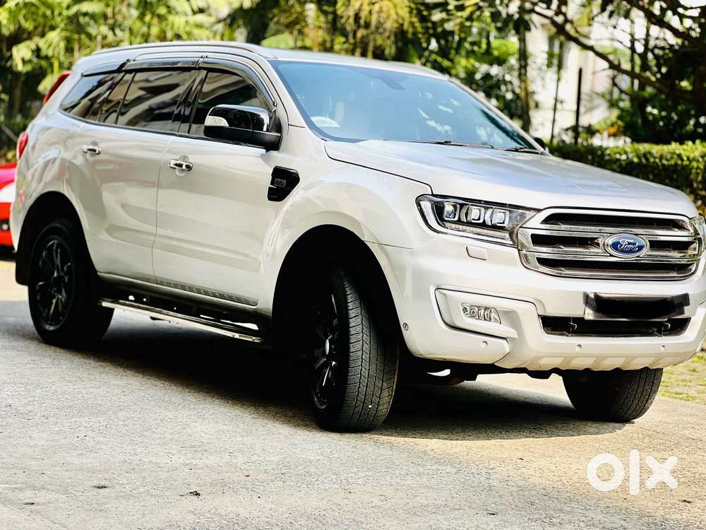 Ford Endeavour 3.2 Titanium 4x4 At, 2016, Diesel