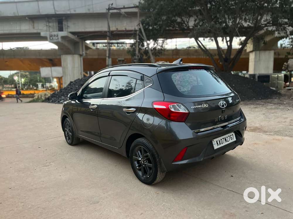 Hyundai Grand I10 Nios Sportz Dual Tone, 2021, Petrol