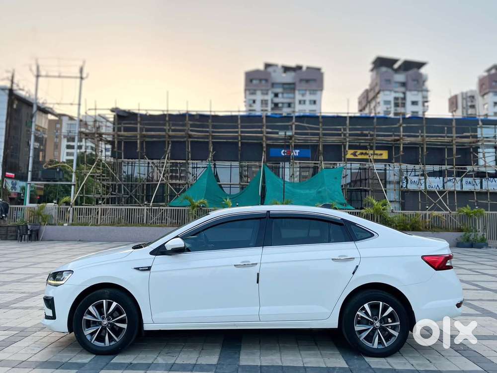 Skoda Slavia, 2022, Petrol