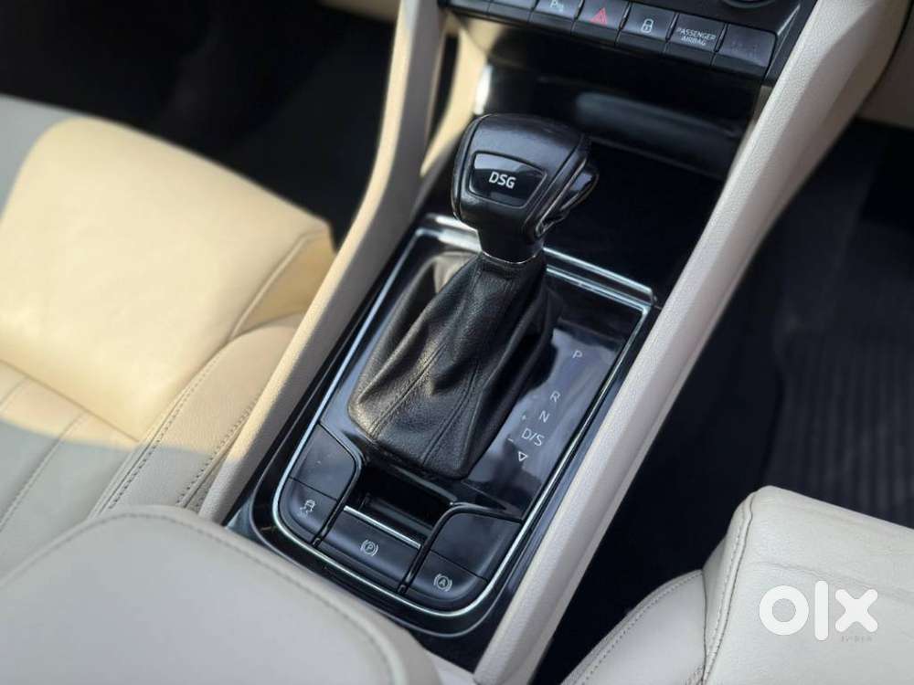 Skoda Karoq 1.5 Tsi, 2020, Petrol