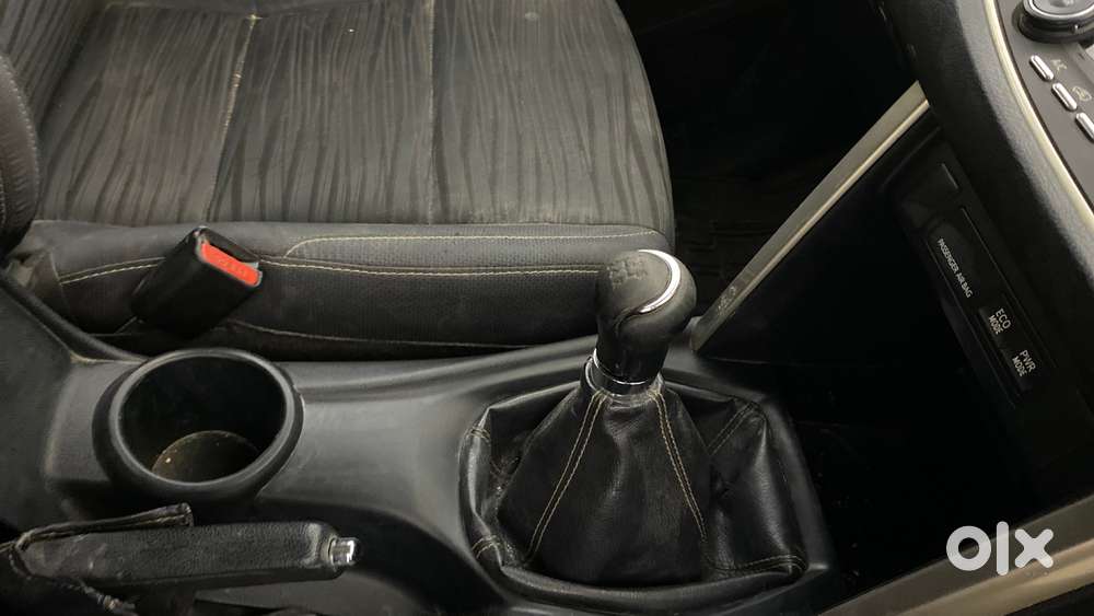 Toyota Innova Crysta 2.4 Vx Mt, 2016, Diesel