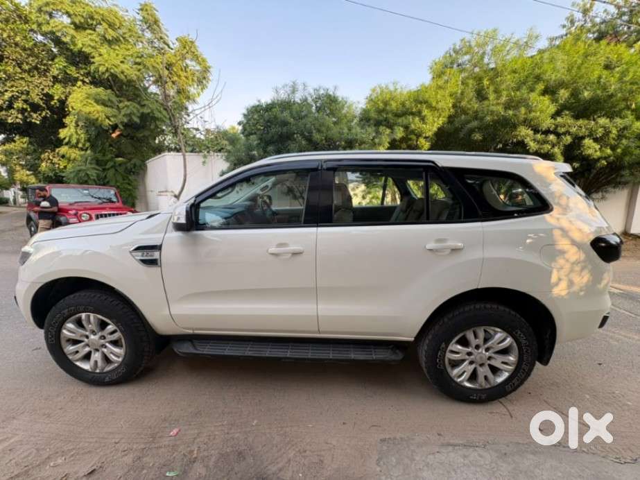 Ford Endeavour 2.2 Trend Mt 4x4, 2017, Diesel